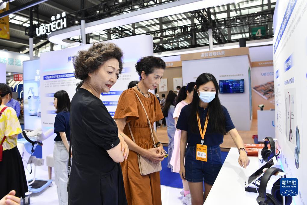 手机港式五张哪个棋牌可以玩